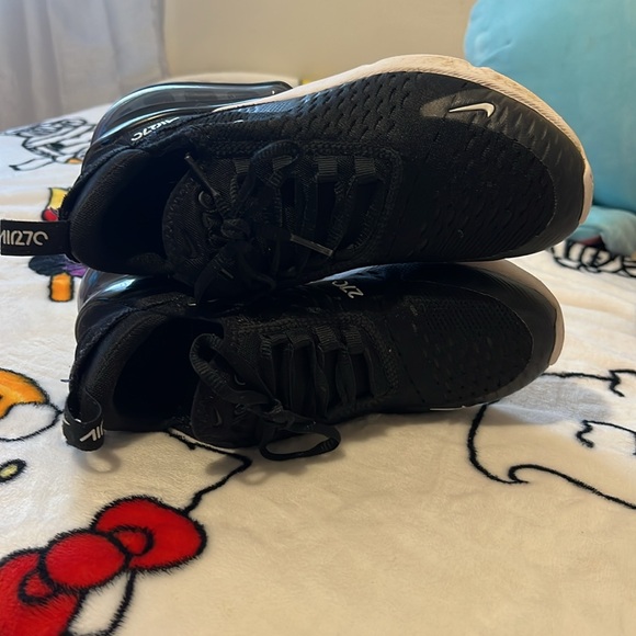 AirMax 270 big kids size 4.5 good condition - Picture 3 of 4